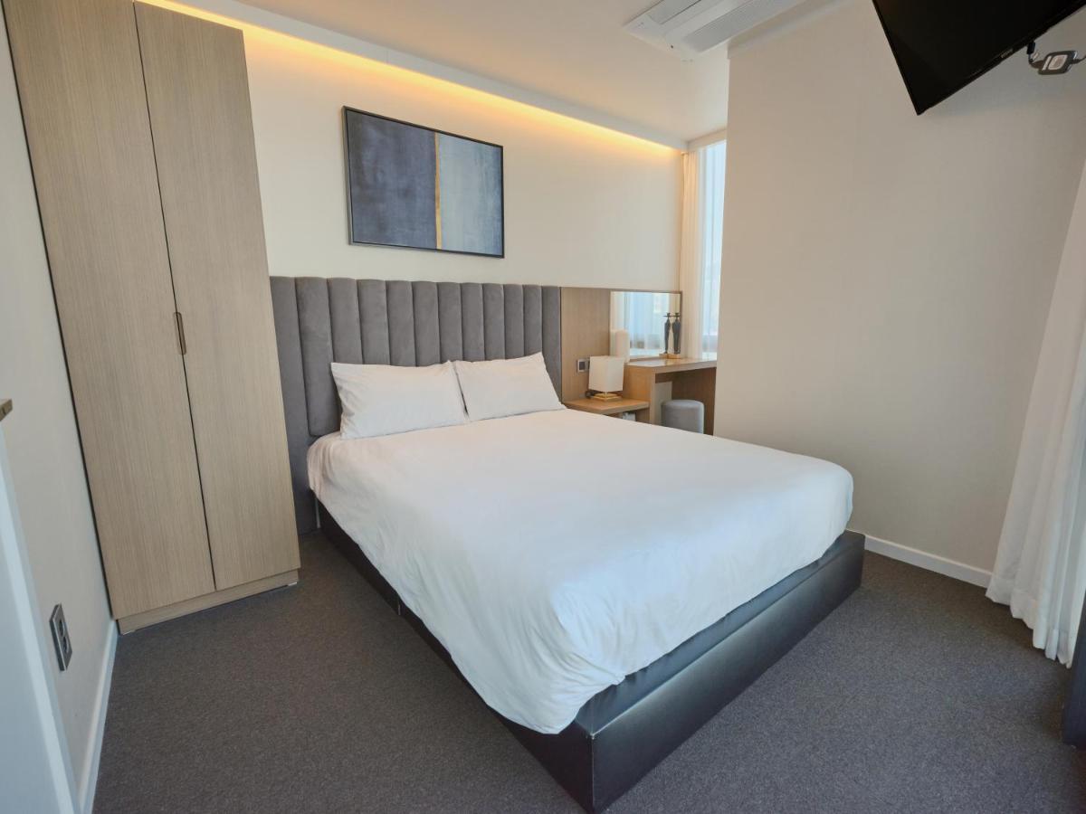Uh Suite The Haeundae Busan Exteriör bild