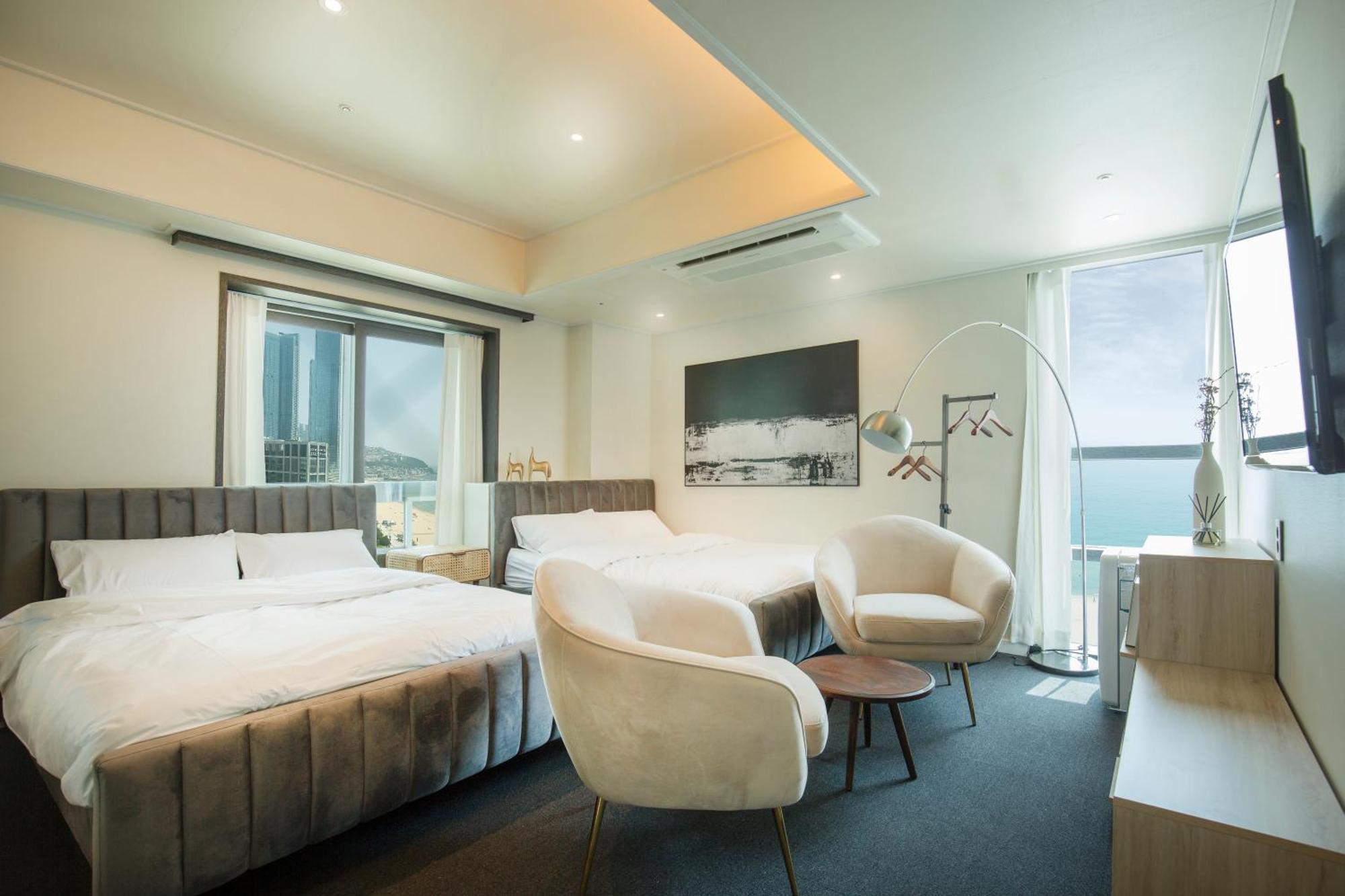 Uh Suite The Haeundae Busan Exteriör bild