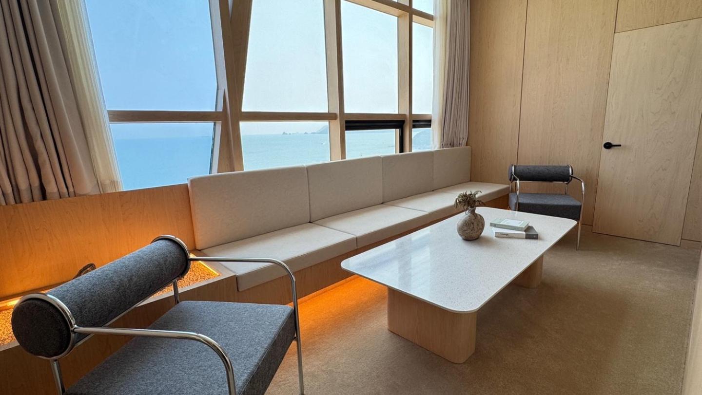Uh Suite The Haeundae Busan Exteriör bild