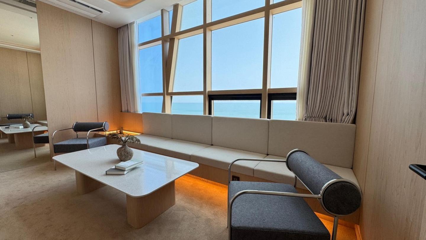 Uh Suite The Haeundae Busan Exteriör bild