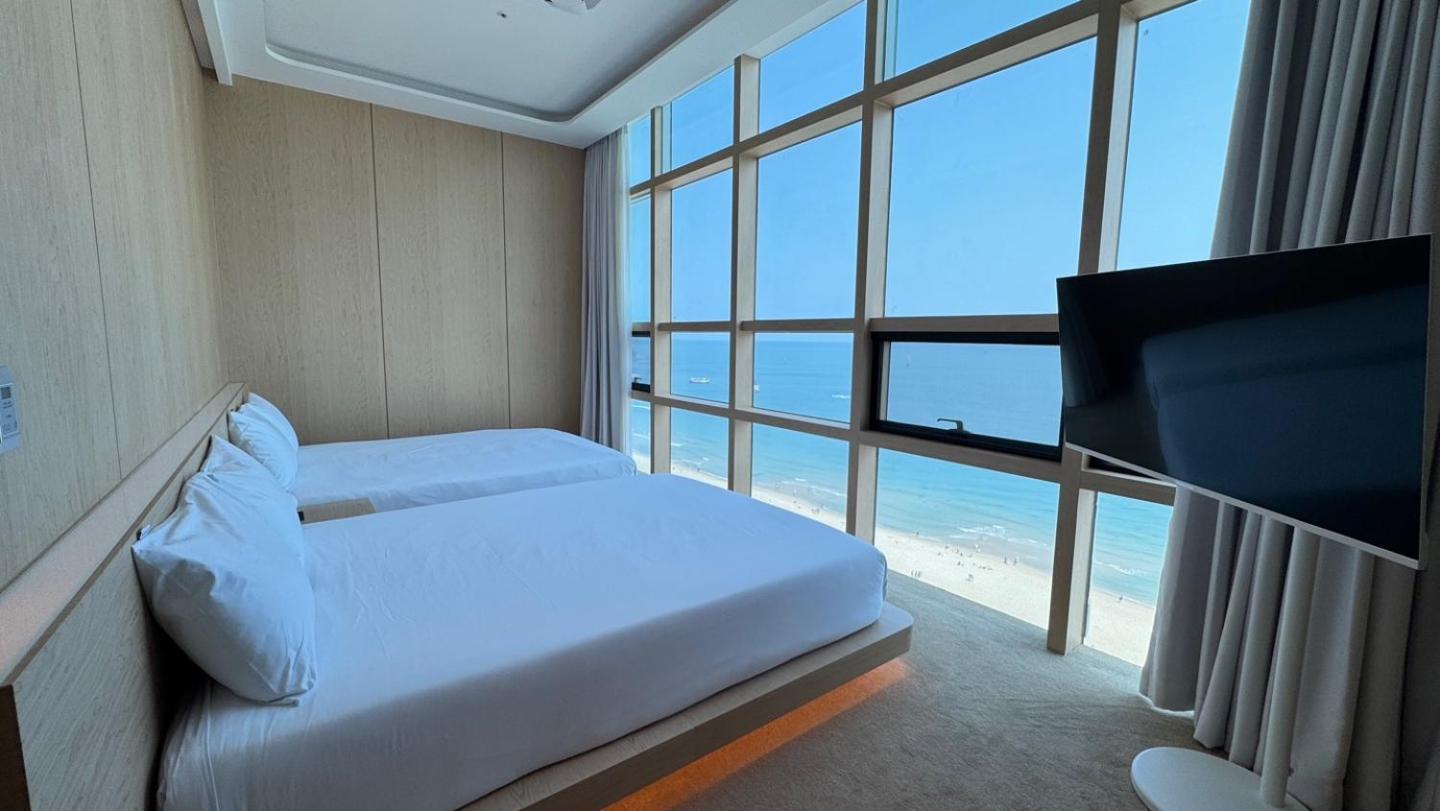 Uh Suite The Haeundae Busan Exteriör bild